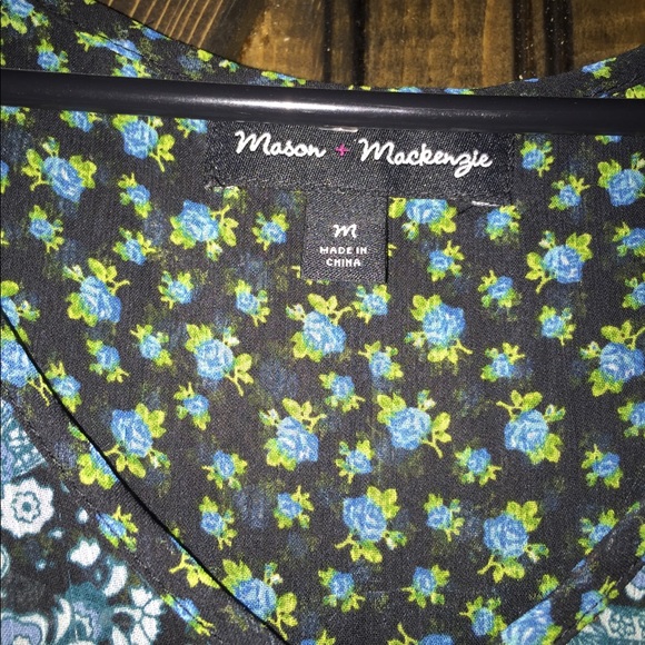 Mason + Mackenzie Top - Picture 4 of 4